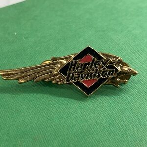 Harley Davidson Pin Badge Long Gold Eagle Logo 1999